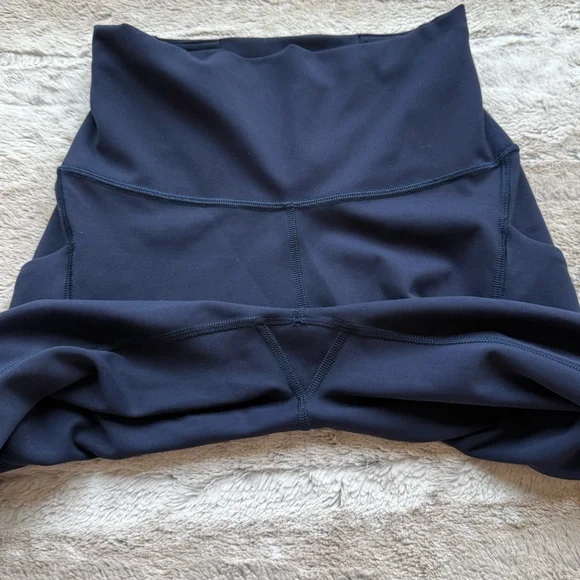 Lululemon Wunder Train High-Rise Crop with Pockets 23" in True Navy Size 4 - Picture 7 of 16